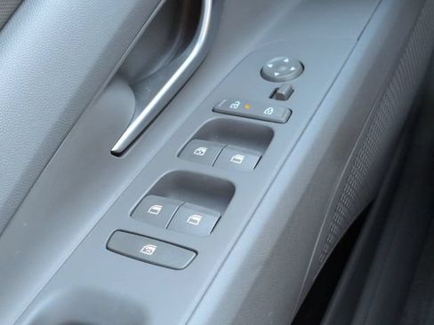 Certified 2025 Hyundai Elantra Sport FWD image 21