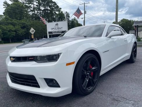 Used 2015 Chevrolet Camaro SS w/ RS Package RWD image 3