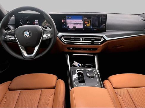 Used 2024 BMW 330i Sedan w/ Convenience Package RWD image 15
