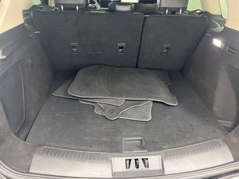 Certified 2023 Lincoln Corsair Standard w/ Equipment Group 101A image 11