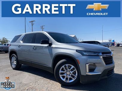 Used 2023 Chevrolet Traverse LS