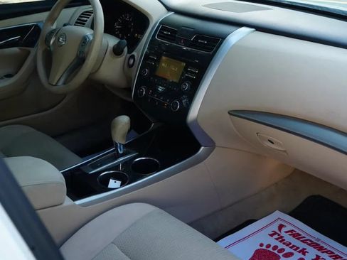 Used 2014 Nissan Altima 2.5 S w/ Display Audio Package FWD image 12