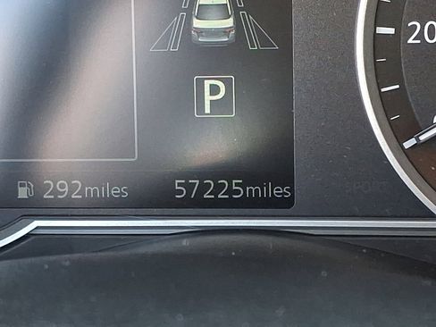 Used 2023 Nissan Versa SV image 19