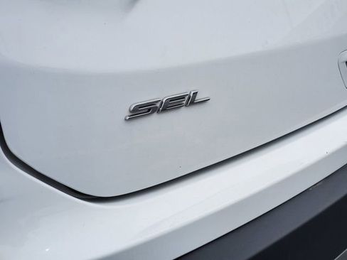 Used 2024 Ford Edge SEL w/ Convenience Package AWD/4WD image 30