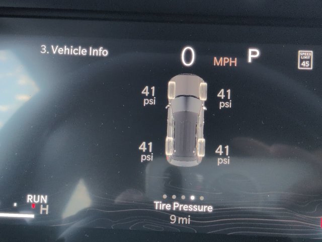 New 2027 Jeep Grand Cherokee Altitude RWD image 31