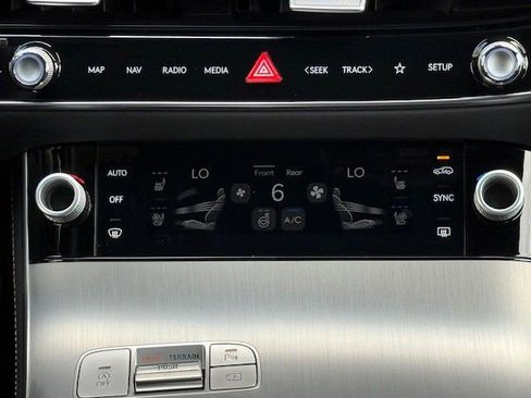 New 2026 Genesis GV70 2.5T Sport Prestige image 24