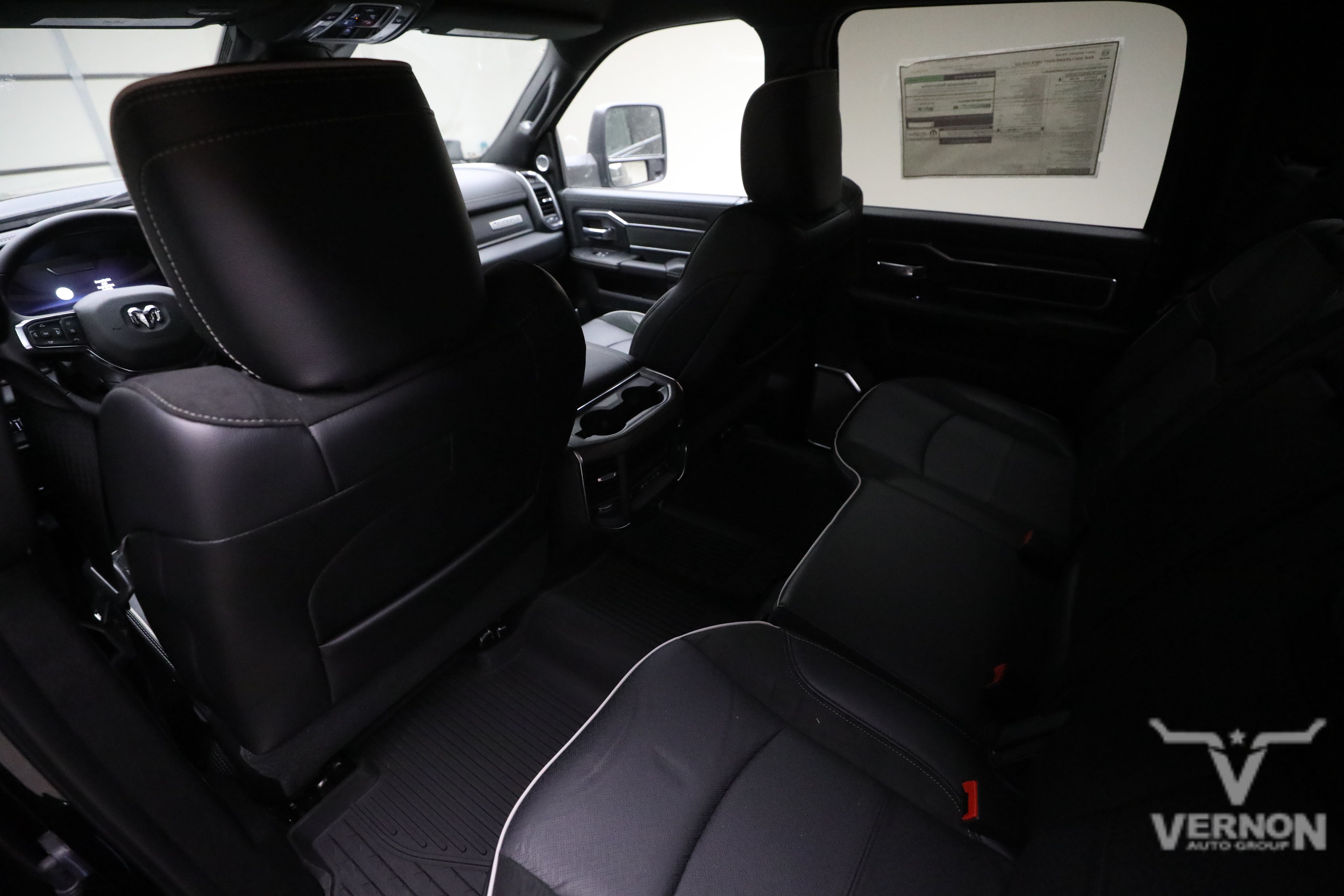 New 2027 RAM 3500 Laramie AWD/4WD image 9