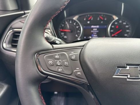 Used 2023 Chevrolet Equinox RS w/ RS Leather Package AWD/4WD image 23
