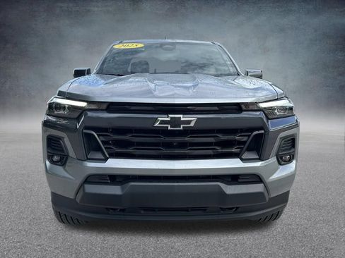 Used 2025 Chevrolet Colorado LT w/ LT Convenience Package AWD/4WD image 2