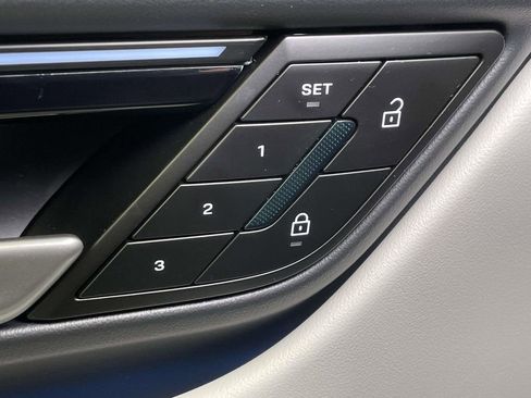 New 2025 Porsche Macan 4S Electric image 36