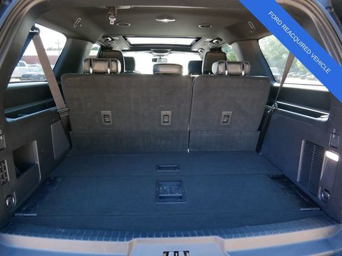 Used 2023 Ford Expedition Max Platinum AWD/4WD image 10