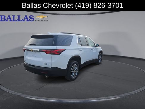 Certified 2023 Chevrolet Traverse LT FWD image 8