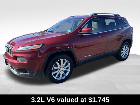 Used 2015 Jeep Cherokee Limited w/ Luxury Group image 4