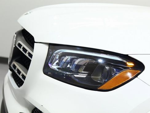 Used 2023 Mercedes-Benz GLS 450 4MATIC image 17