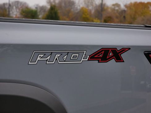Used 2024 Nissan Frontier PRO-4X w/ Technology Package image 53