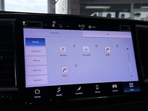 Used 2022 Chrysler Pacifica Touring-L image 51