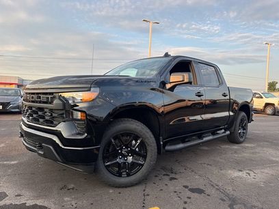 New 2026 Chevrolet Silverado 1500 Custom w/ Turbomax Blackout Package