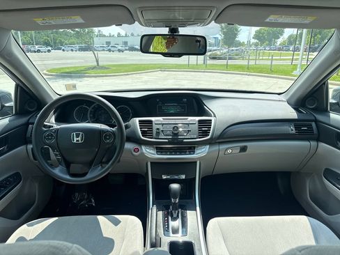 Used 2014 Honda Accord EX image 16