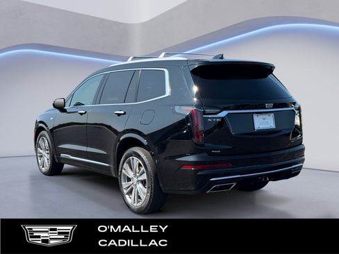 Certified 2023 Cadillac XT6 Premium Luxury w/ Technology Package AWD/4WD image 3