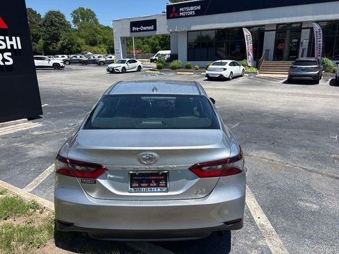 Used 2023 Toyota Camry LE AWD/4WD image 4
