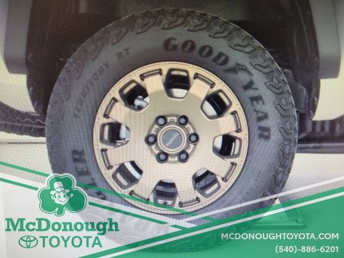 Certified 2025 Toyota Tacoma Trailhunter image 15