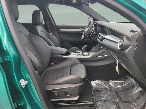 New 2025 Alfa Romeo Stelvio Sprint image 47