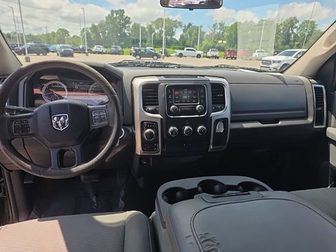 Used 2020 RAM 1500 Classic SLT AWD/4WD image 13