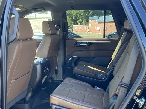 New 2025 Chevrolet Tahoe High Country image 21