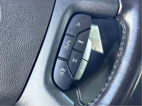 Used 2023 Chevrolet Express 3500 LS image 17