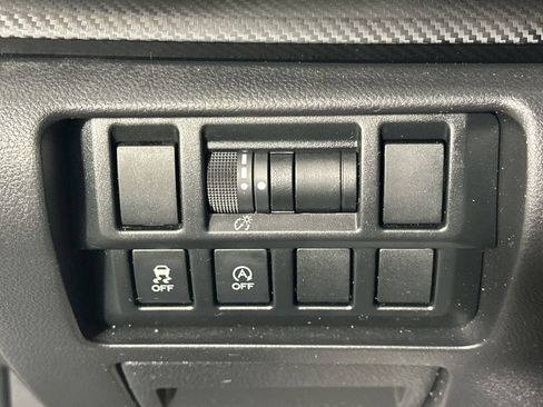 Used 2023 Subaru Crosstrek 2.0i image 22