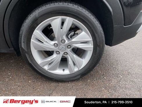 Certified 2024 Buick Encore GX Preferred FWD image 37