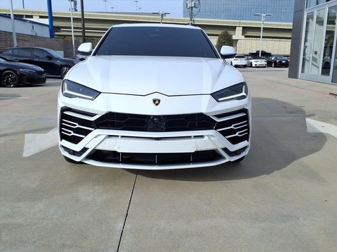 Used 2022 Lamborghini Urus image 4