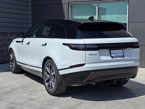 New 2026 Land Rover Range Rover Velar Dynamic SE image 8