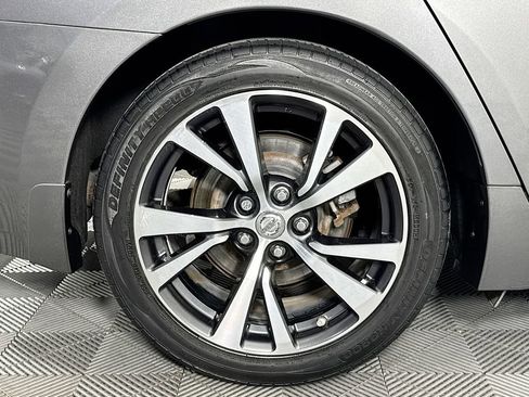 Used 2016 Nissan Maxima Platinum FWD image 29