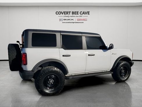 Used 2022 Ford Bronco Black Diamond image 10