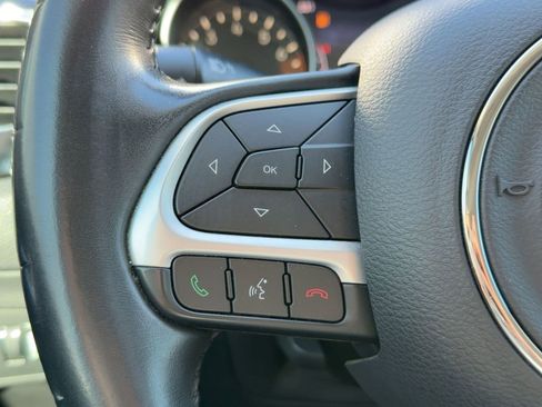 Used 2018 Jeep Compass Altitude w/ Popular Equipment Group image 15