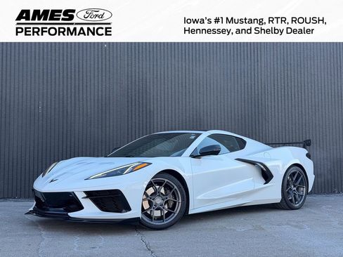 Used 2021 Chevrolet Corvette Stingray Premium Cpe w/ Z51 Performance Package image 1