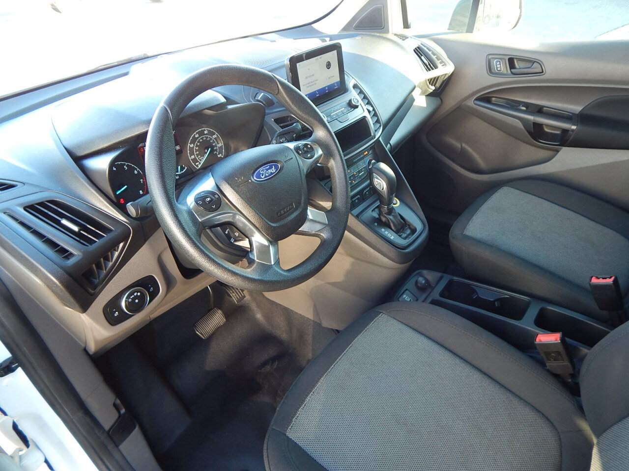 Used 2022 Ford Transit Connect XL FWD image 17