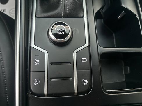 Used 2022 Kia Sorento S image 18