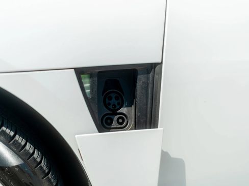 Used 2022 Lucid Air Grand Touring AWD/4WD image 24
