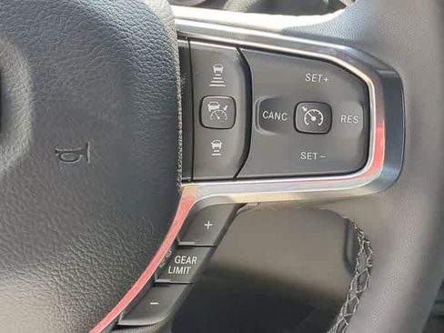 New 2026 RAM 2500 Laramie AWD/4WD image 25