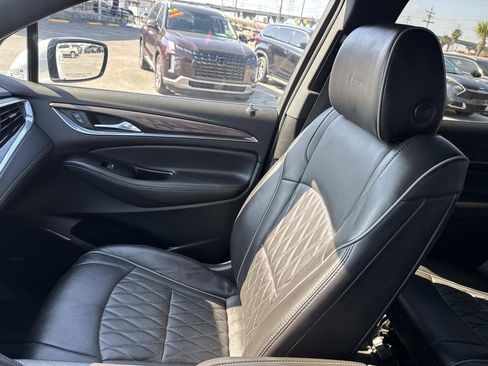 Used 2023 Buick Enclave Avenir w/ Avenir Technology Package FWD image 16