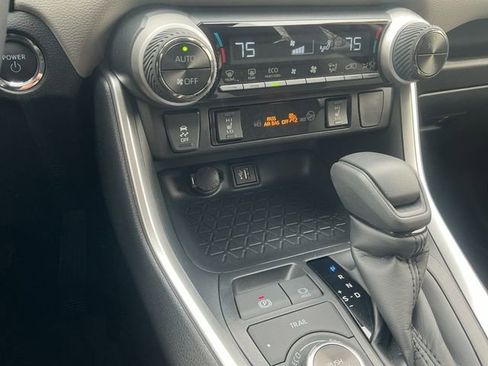 Certified 2025 Toyota RAV4 XLE w/ Convenience Package AWD/4WD image 23