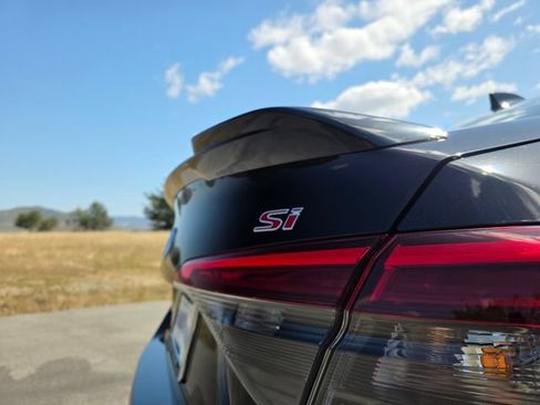 Certified 2024 Honda Civic Si image 17