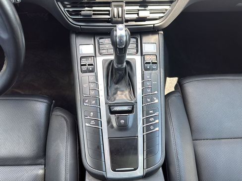 Used 2021 Porsche Macan S AWD/4WD image 15
