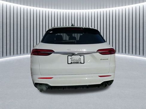 Certified 2024 Maserati Grecale GT image 11