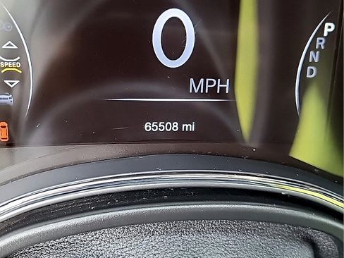 Used 2019 Jeep Grand Cherokee Altitude AWD/4WD image 21