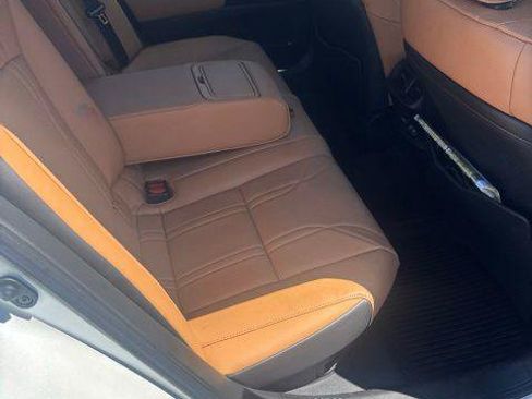 Certified 2024 Lexus ES 300h Ultra Luxury w/ Accessory Package (Z2) FWD image 6