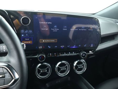 Used 2024 Chevrolet Blazer EV LT image 14