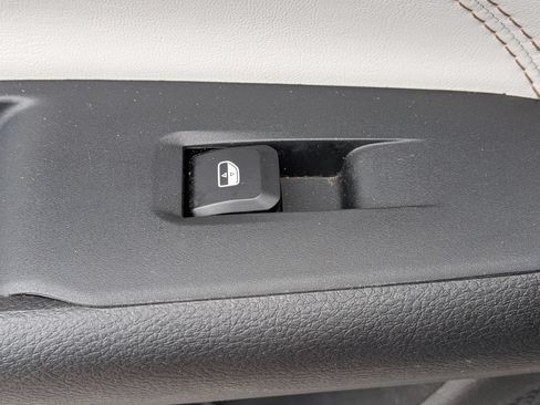 Used 2024 Jeep Compass Limited AWD/4WD image 28